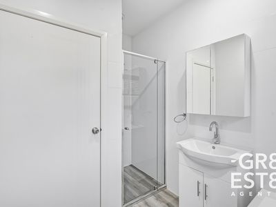 2 / 8 Ardmore Street, Cranbourne