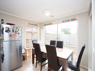 5 Ali Court, Truganina