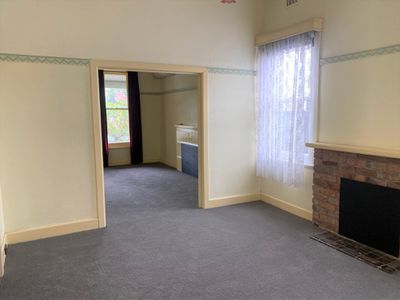 24 Station St, Coburg