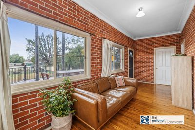 8 Scott Road, Tamworth