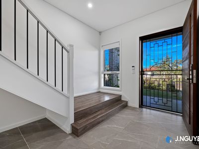 85a The Avenue, Canley Vale