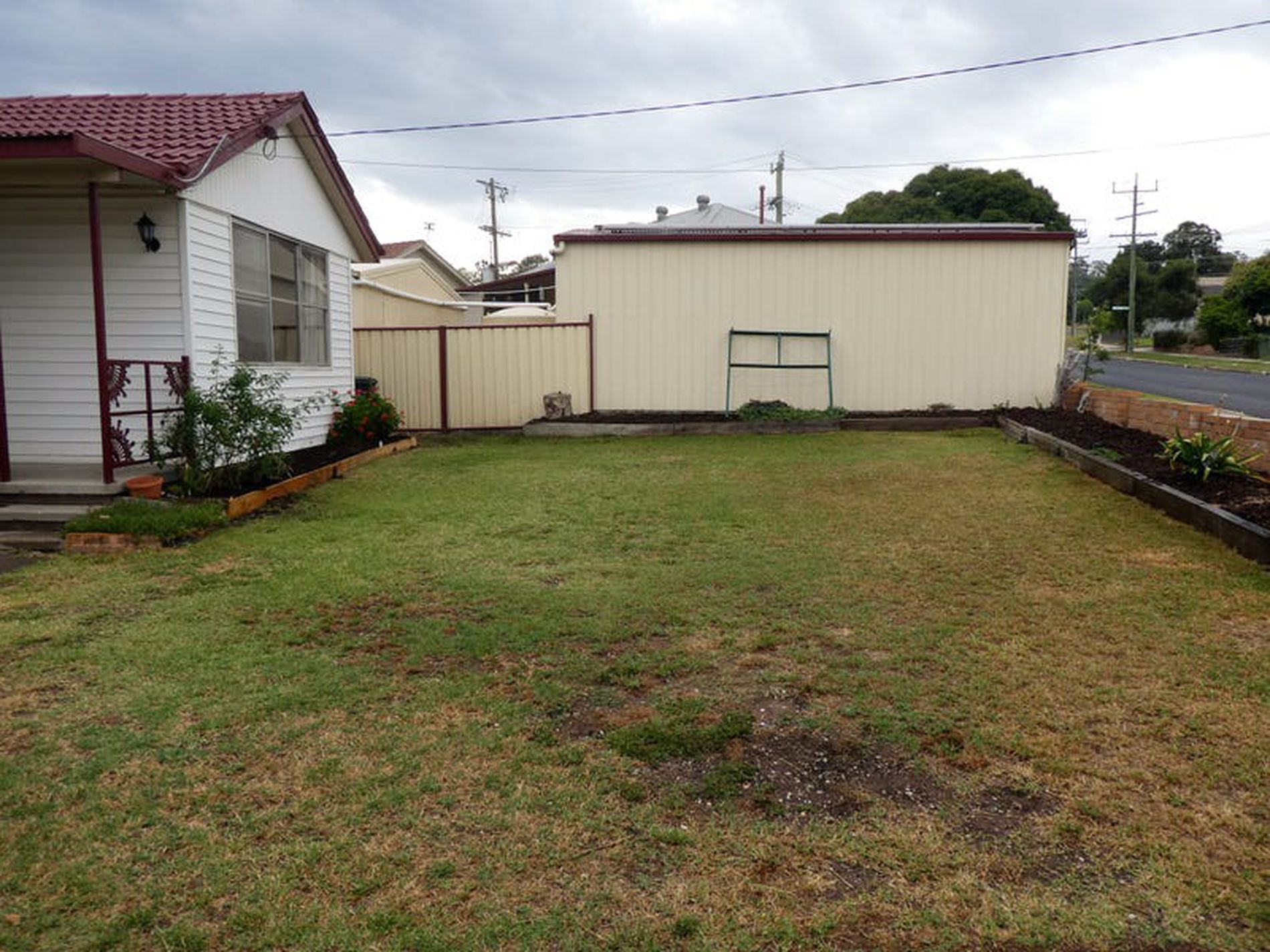 8 Sinclair Cres, Seymour