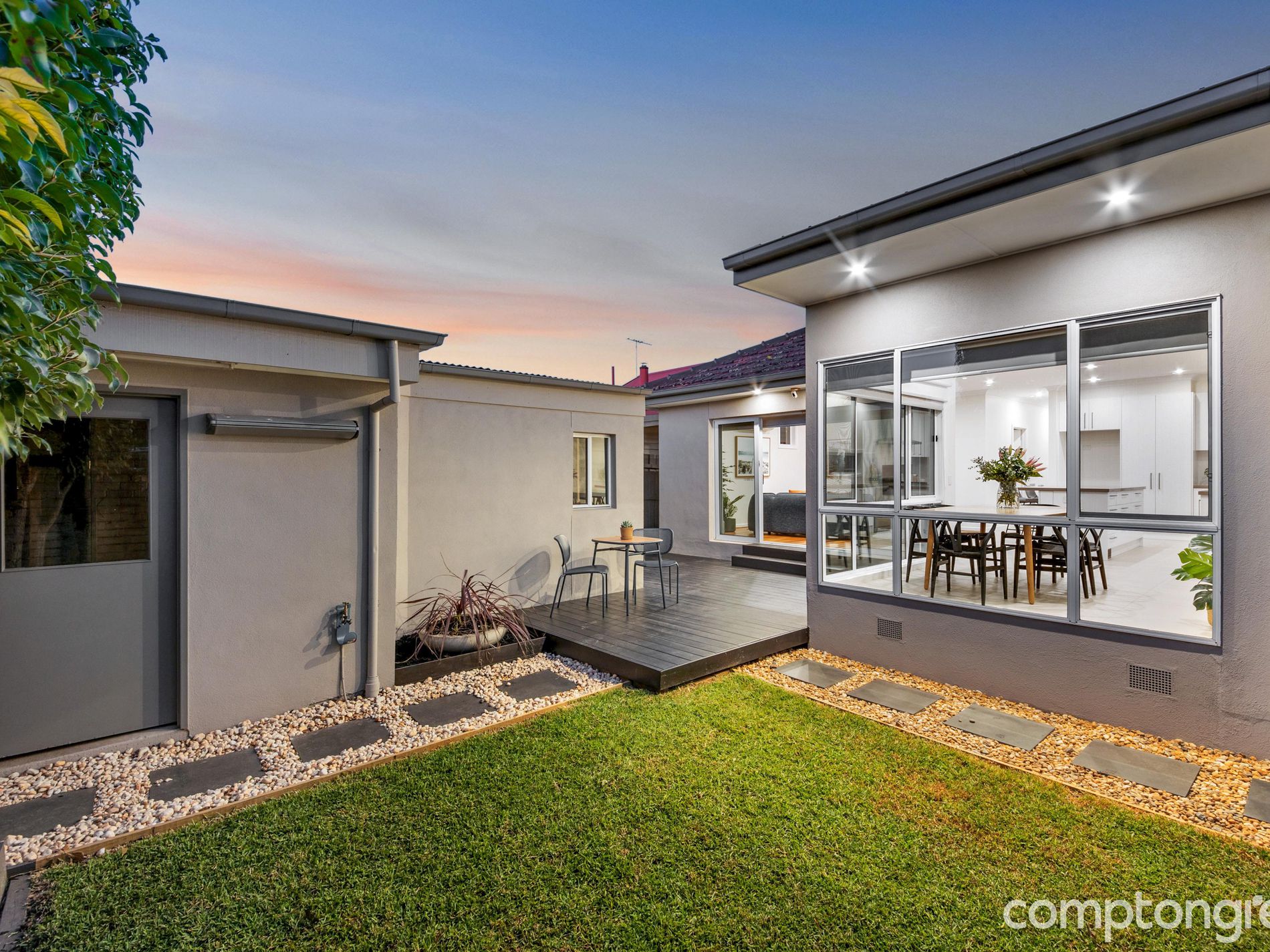 86 Coronation Street, Kingsville