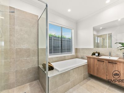 28 Waterman Drive, Clyde