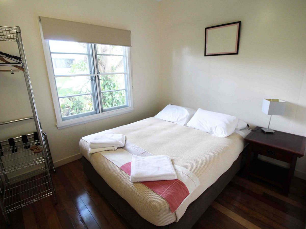 7 SEVERIN STREET, Tinaroo