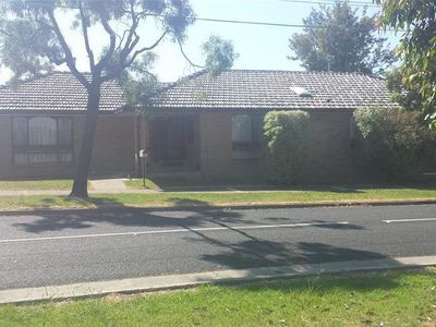 19 Croydon Avenue, Deer Park