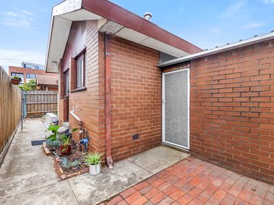 3 / 527 Barkly Street, West Footscray