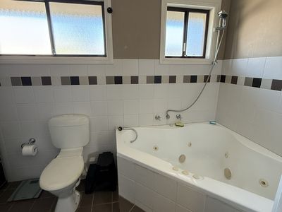 449 Wheelers Lane, Dubbo