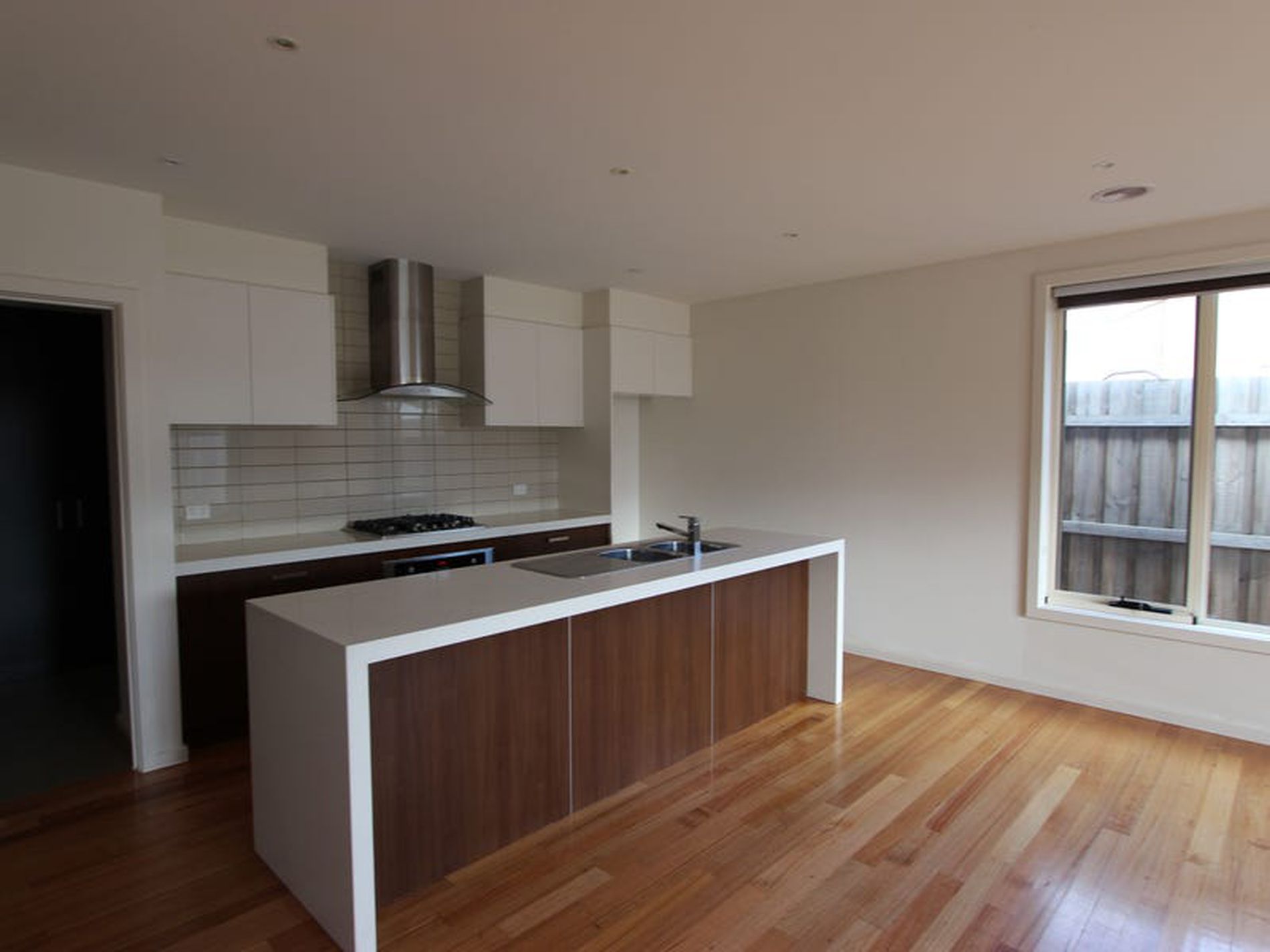 2 / 29 Leila Crescent, Bell Post Hill