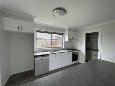 32 Hoki Street, Warrnambool