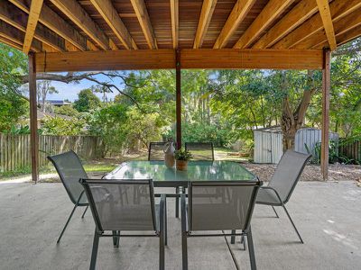 14 HILLVIEW PARADE, Ashmore
