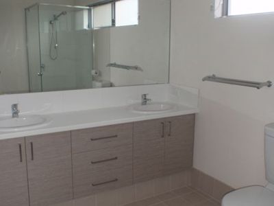 9B Gibb Crescent, Westminster