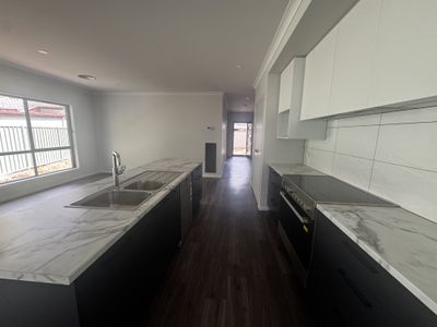 2 / 12 Maple Street, Shepparton