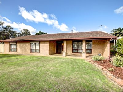 2 Garden Crescent, Murray Bridge