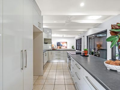 7 Wilcox Close, Manoora