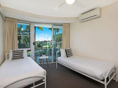 4 / 42-56 River Esplanade, Mooloolaba