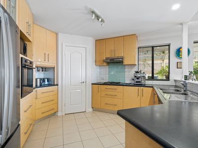 1 The Knoll, Somerville