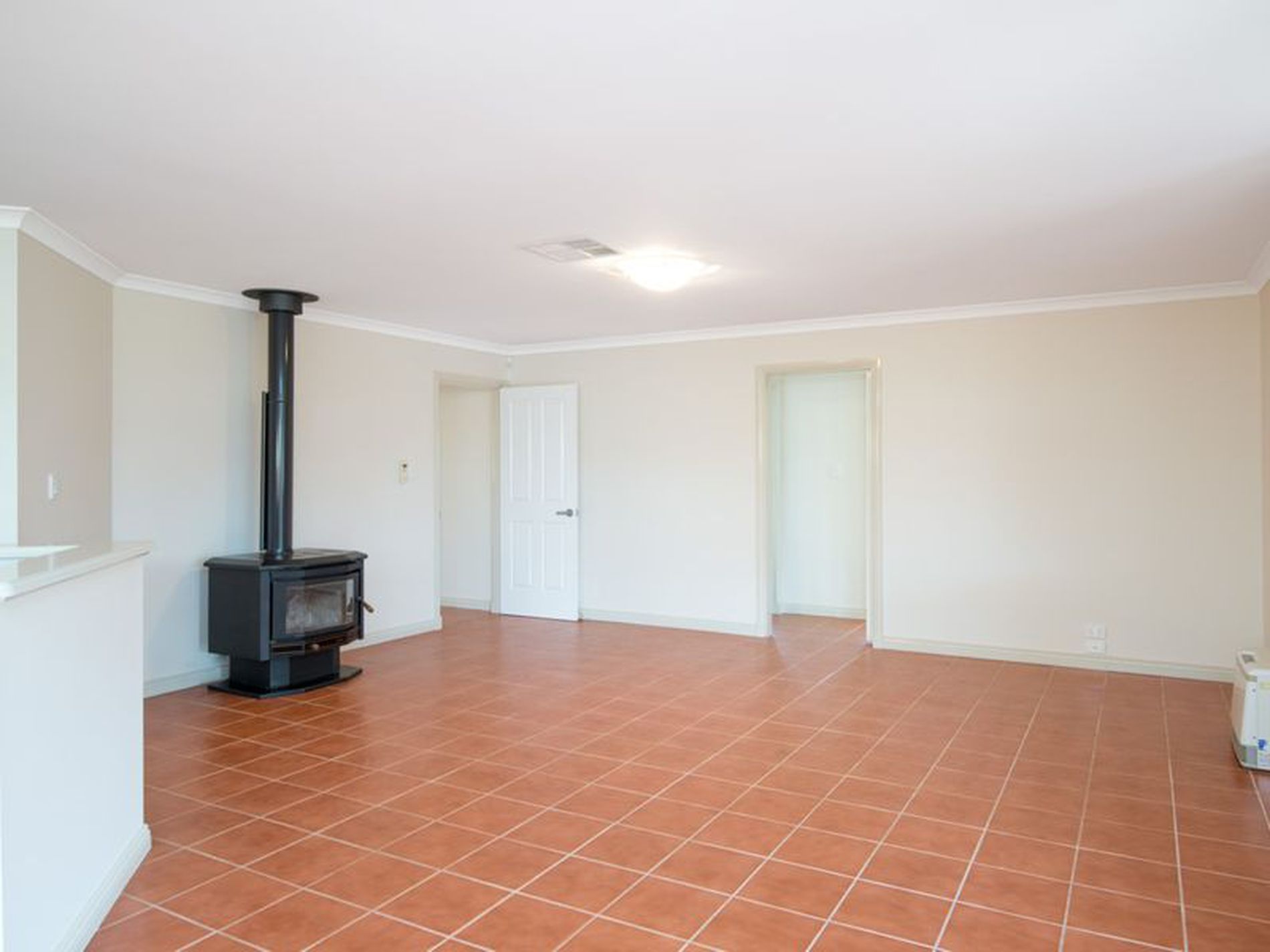 25 Longmore Parade, Broadwood