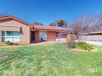 70 Websdale Drive, Dubbo