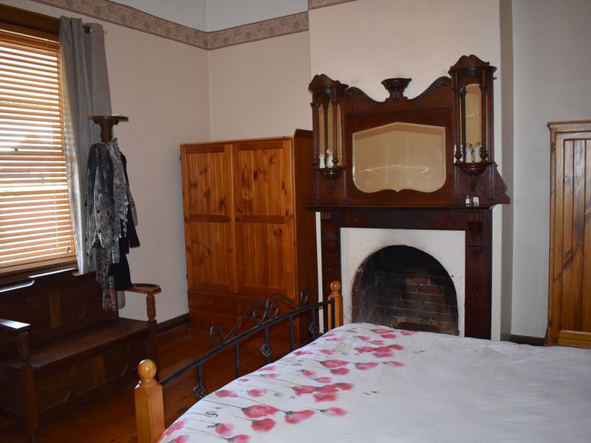 9 Main Street, Millicent