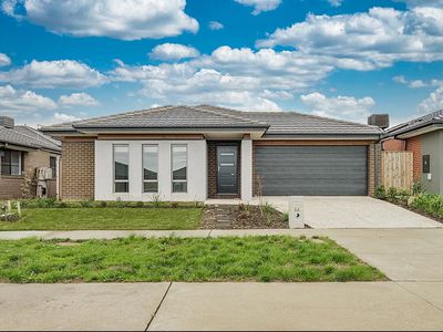 64 Grande Belmond Avenue, Clyde
