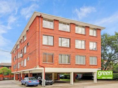 10 / 7 Bank Street, Meadowbank