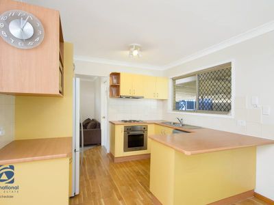 6 Gills Close, Rochedale South