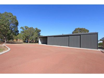 18 Aquanita Rise, Darling Downs
