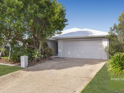 33 Springbrook Parade, Idalia