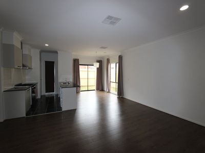 15 Badminton Court, Marshall