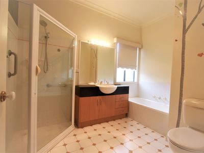 74B Pine Street, Reservoir