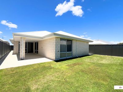 9 Capitola Way, Madora Bay