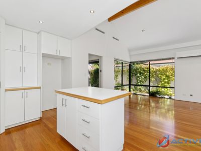 25A Second Avenue, Claremont