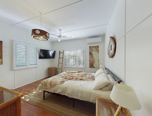 Unfurnished Cottage with Pool Close to the River image 12