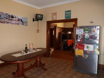 14 Robinson Street, Horsham