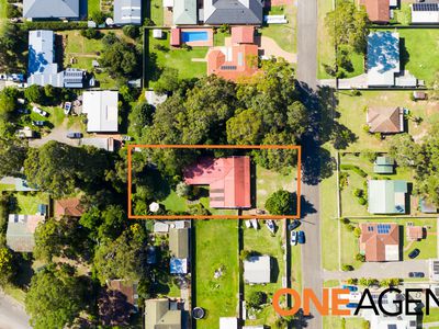 1 Clarendon Crescent, Basin View