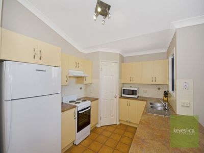 32 Riverbend Drive, Douglas