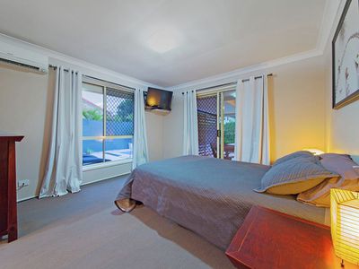 7 Manettia Street, Wynnum West