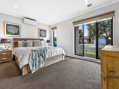 7 Brightstone Drive, Clyde North