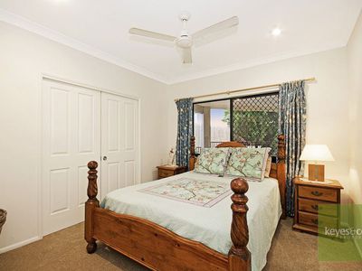 12 Knox Court, Mount Louisa