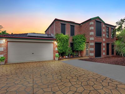 8 Keswick Drive, Lake Haven