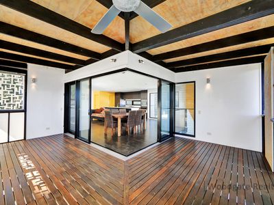 6 WHALE COURT, Woodgate