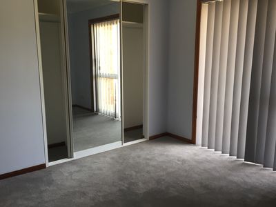 1 / 61 Minda Crescent, Balarang