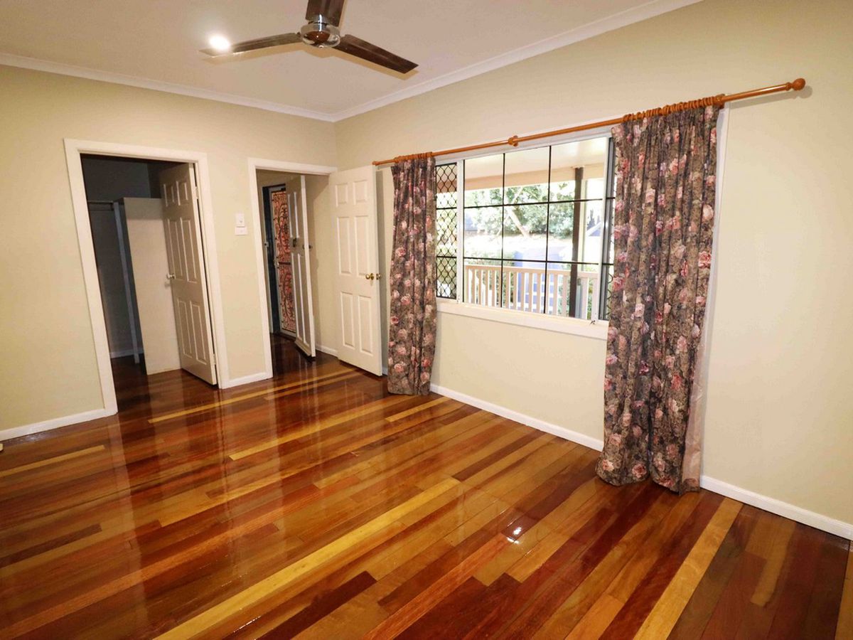 25 TWELFTH AVENUE, Atherton