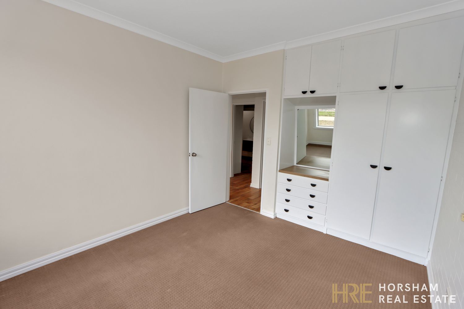 1 / 5 Wilson Street, Horsham