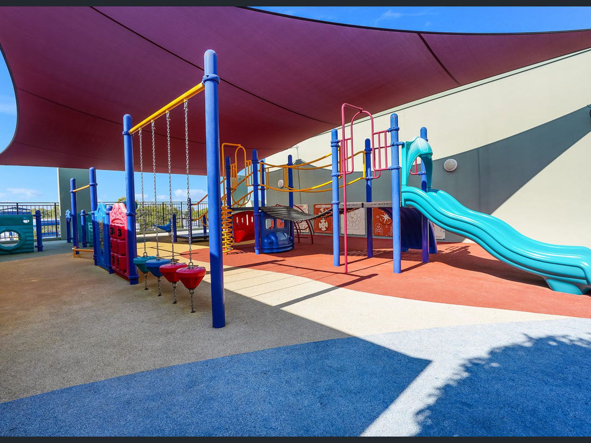 305 / 12 salonika, Parap