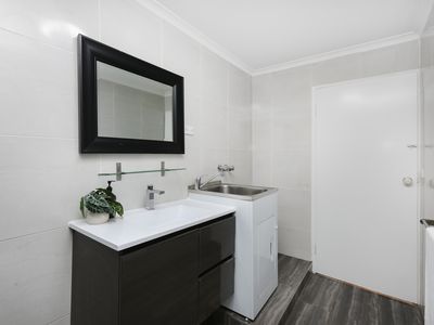 8 / 43 Roxburgh Street, Ascot Vale