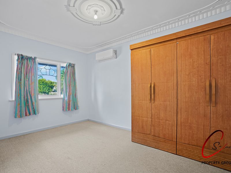 118 Bulong Avenue, Redcliffe