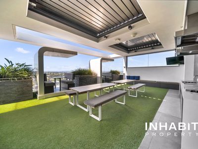 2004 / 105 Stirling Street, Perth