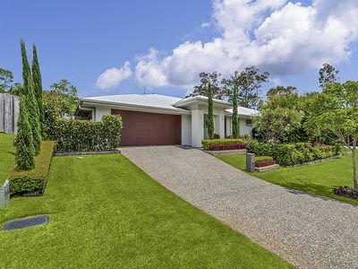 2 / 32 Gullwing Drive, Upper Coomera